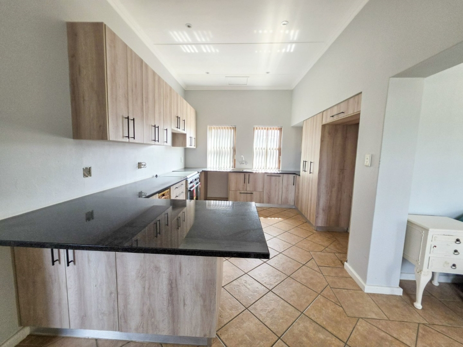 1 Bedroom Property for Sale in Stilbaai Western Cape